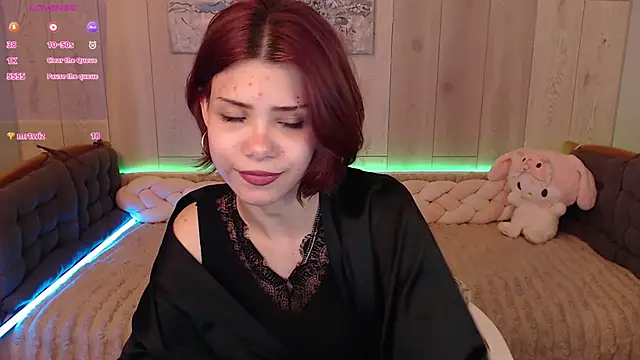 llittle-peachh online show from 30, 4, 2026