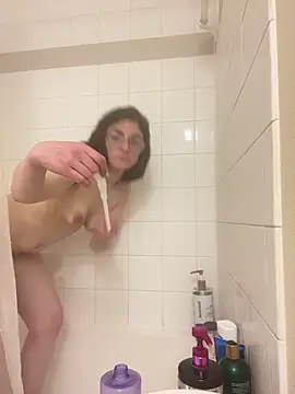 Snapshot of Mariyyumyums chatting on 8, 3, 2026 Mariyyumyums online show from 8, 3, 2026