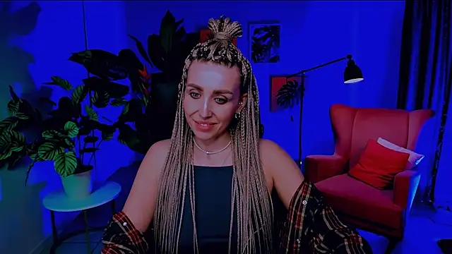 MonicaRiley online show from 15, 4, 2026