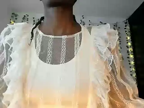 Snapshot of yoursweetsin16 chatting on 13, 3, 2026 yoursweetsin16 online show from 13, 3, 2026