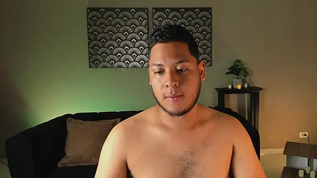 Snapshot of Akon_2XXX chatting on 13, 3, 2026 Akon 2XXX online show from 13, 3, 2026