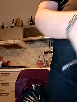 bear skinny online show from 2, 5, 2026