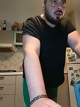 bear skinny online show from 23, 7, 2026