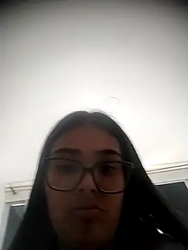 pregnant kitten01 online show from 10, 3, 2026