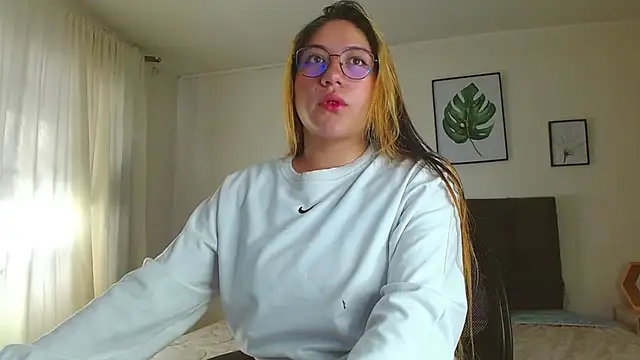 samanthachop online show from 15, 7, 2026