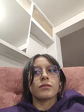 Snapshot of Naomimolie chatting on 17, 3, 2026 Naomimolie online show from 17, 3, 2026