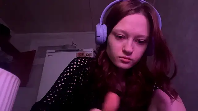 Snapshot of HousedMud chatting on 15, 3, 2026 HousedMud online show from 15, 3, 2026