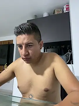 Snapshot of Sneyd10 chatting on 6, 3, 2026 Sneyd10 online show from 6, 3, 2026