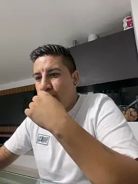 Snapshot of Sneyd10 chatting on 10, 3, 2026 Sneyd10 online show from 10, 3, 2026