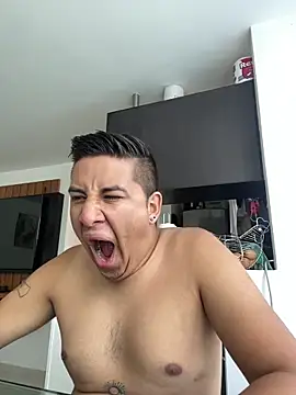 Snapshot of Sneyd10 chatting on 11, 3, 2026 Sneyd10 online show from 11, 3, 2026