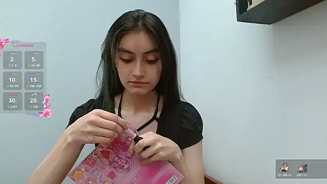 naomi unu online show from 24, 7, 2026