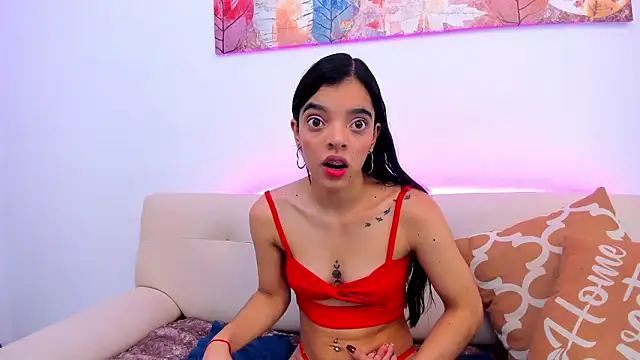 Snapshot of Thalia_parkerr_ chatting on 6, 3, 2026 Thalia parkerr online show from 6, 3, 2026