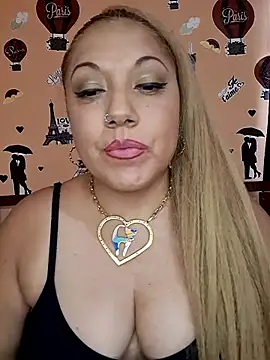 Snapshot of salma_1998 chatting on 15, 3, 2026 salma 1998 online show from 15, 3, 2026