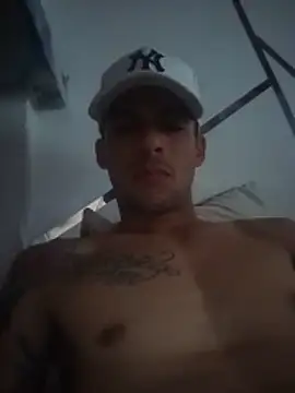 alexito1020 online show from 17, 5, 2026
