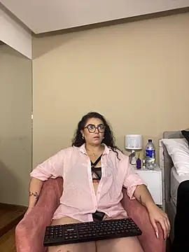 AlmaraRouge online show from 23, 4, 2026
