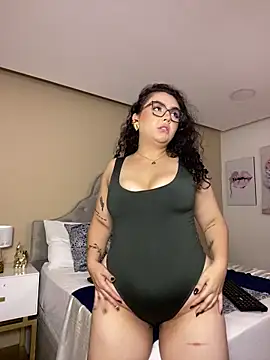 AlmaraRouge online show from 6, 5, 2026