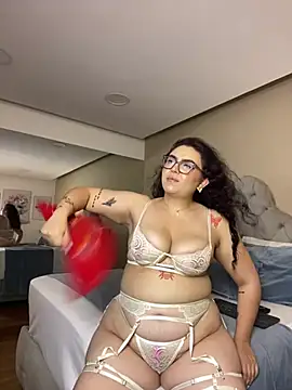 AlmaraRouge online show from 10, 7, 2026
