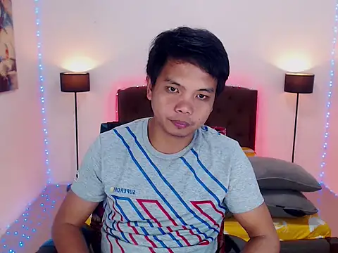 Snapshot of IANhARDfUcker chatting on 7, 3, 2026 IANhARDfUcker online show from 7, 3, 2026