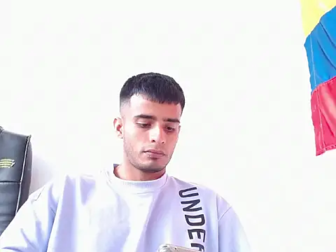 Snapshot of Bad_Boy_Carter69 chatting on 21, 3, 2026 Bad Boy Carter69 online show from 21, 3, 2026