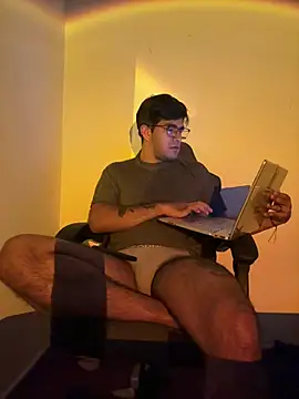 Snapshot of kcleiton chatting on 23, 3, 2026 kcleiton online show from 23, 3, 2026