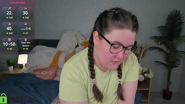 Miss Triss online show from 3, 8, 2026