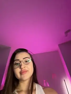 Lilith Lure online show from 6, 3, 2026