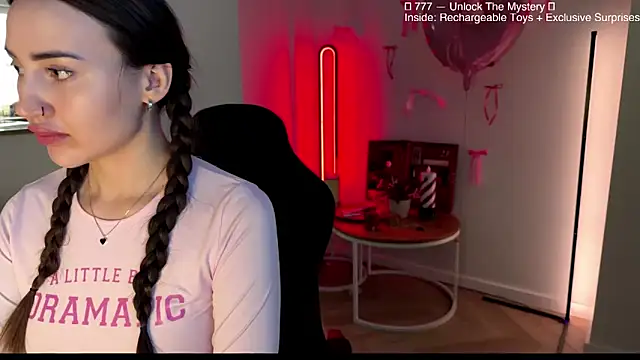 Lilith Lure online show from 25, 3, 2026