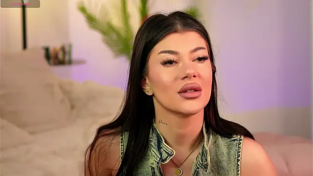 Snapshot of GoldenAlana chatting on 12, 3, 2026 GoldenAlana online show from 12, 3, 2026