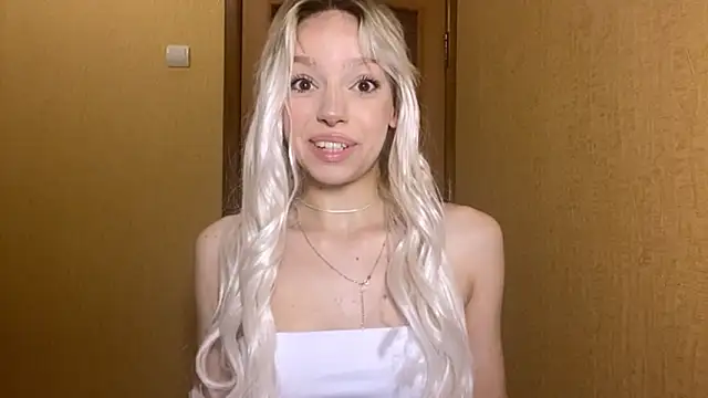 Snapshot of YawingSanguine chatting on 11, 3, 2026 YawingSanguine online show from 11, 3, 2026