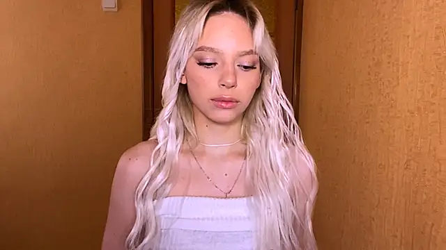 Snapshot of YawingSanguine chatting on 17, 3, 2026 YawingSanguine online show from 17, 3, 2026