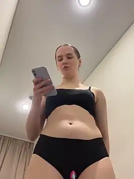 pinkpeachx online show from 8, 5, 2026