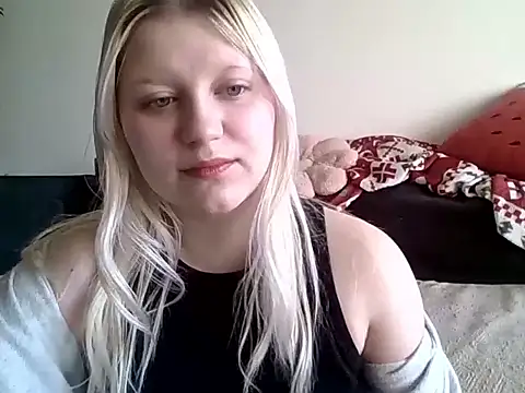 Snapshot of LenaSecret19 chatting on 5, 3, 2026 LenaSecret19 online show from 5, 3, 2026