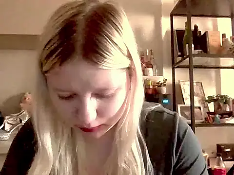 Snapshot of LenaSecret19 chatting on 19, 3, 2026 LenaSecret19 online show from 19, 3, 2026