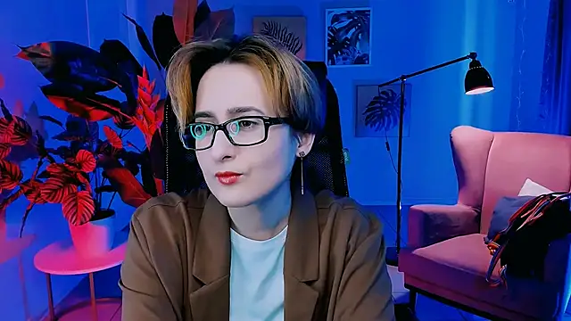 LixeLuna online show from 7, 5, 2026