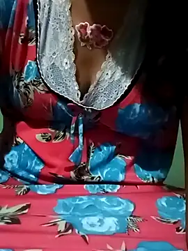 Snapshot of niyashree100 chatting on 23, 3, 2026 niyashree100 online show from 23, 3, 2026