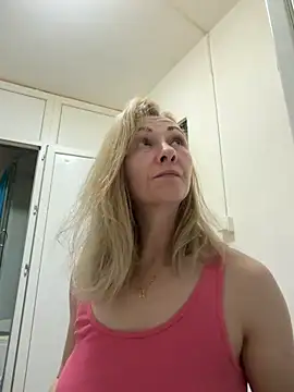 Snapshot of Secret_Ladyx chatting on 12, 3, 2026 Secret Ladyx online show from 12, 3, 2026