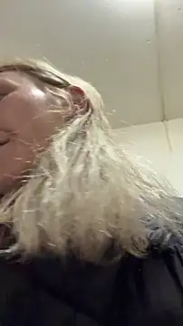 Snapshot of Secret_Ladyx chatting on 16, 3, 2026 Secret Ladyx online show from 16, 3, 2026