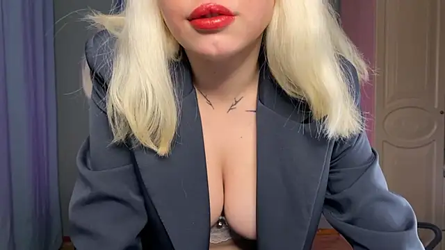 Snapshot of MariaSakura chatting on 6, 3, 2026 MariaSakura online show from 6, 3, 2026