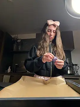 Snapshot of CuteJuliaa chatting on 13, 3, 2026 CuteJuliaa online show from 13, 3, 2026