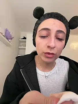 Snapshot of CuteJuliaa chatting on 20, 3, 2026 CuteJuliaa online show from 20, 3, 2026