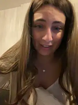 Snapshot of CuteJuliaa chatting on 22, 3, 2026 CuteJuliaa online show from 22, 3, 2026