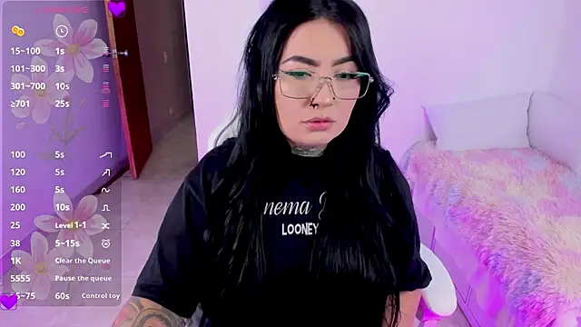 heeyy kitty online show from 11, 7, 2026