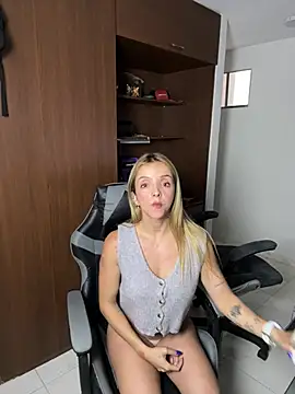 Snapshot of Dra-Dr-Fitness chatting on 23, 3, 2026 Dra-Dr-Fitness online show from 23, 3, 2026