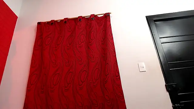 Snapshot of zoecute5817 chatting on 14, 3, 2026 zoecute5817 online show from 14, 3, 2026