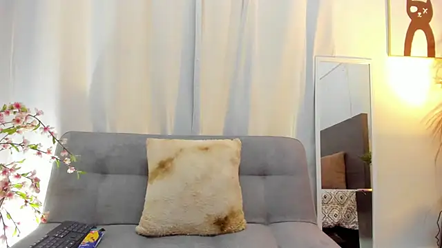 KahiaSmith online show from 16, 7, 2026