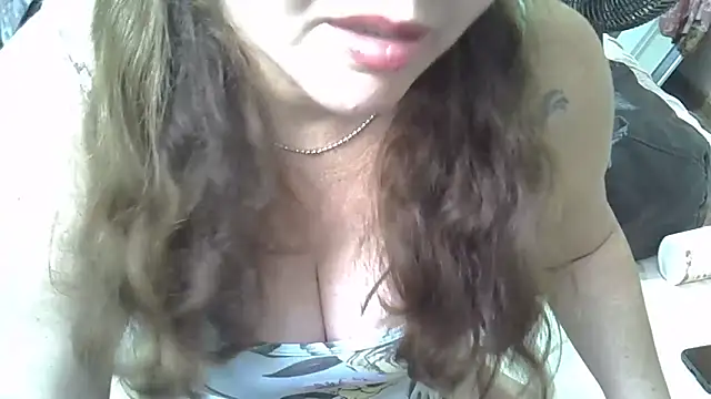 Snapshot of Ruiva40tona chatting on 16, 3, 2026 Ruiva40tona online show from 16, 3, 2026