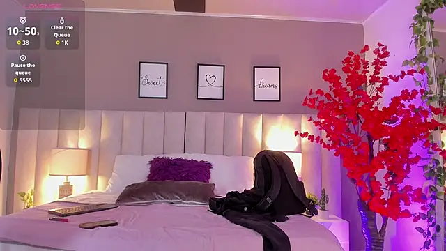 Kiara Kismet  online show from 11, 3, 2026