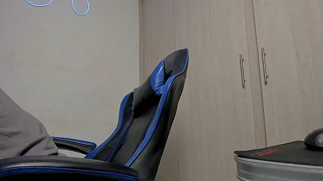 valeriahustooon online show from 14, 3, 2026