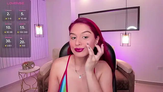 Snapshot of Raven-reyess chatting on 6, 3, 2026 Raven-reyess online show from 6, 3, 2026