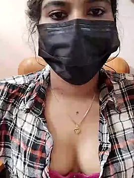 Snapshot of Sunitha28 chatting on 12, 3, 2026 Sunitha28 online show from 12, 3, 2026